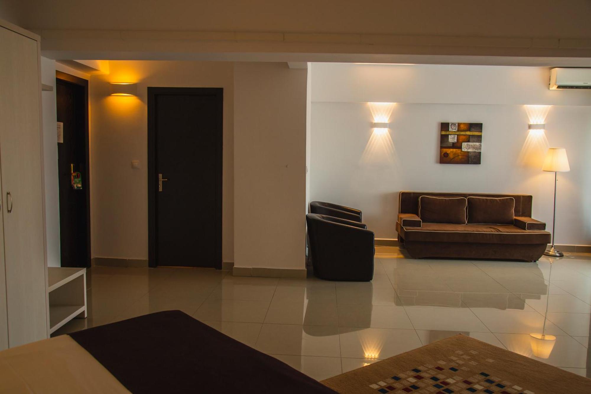 Hotel Ambasador Mamaia Exterior foto