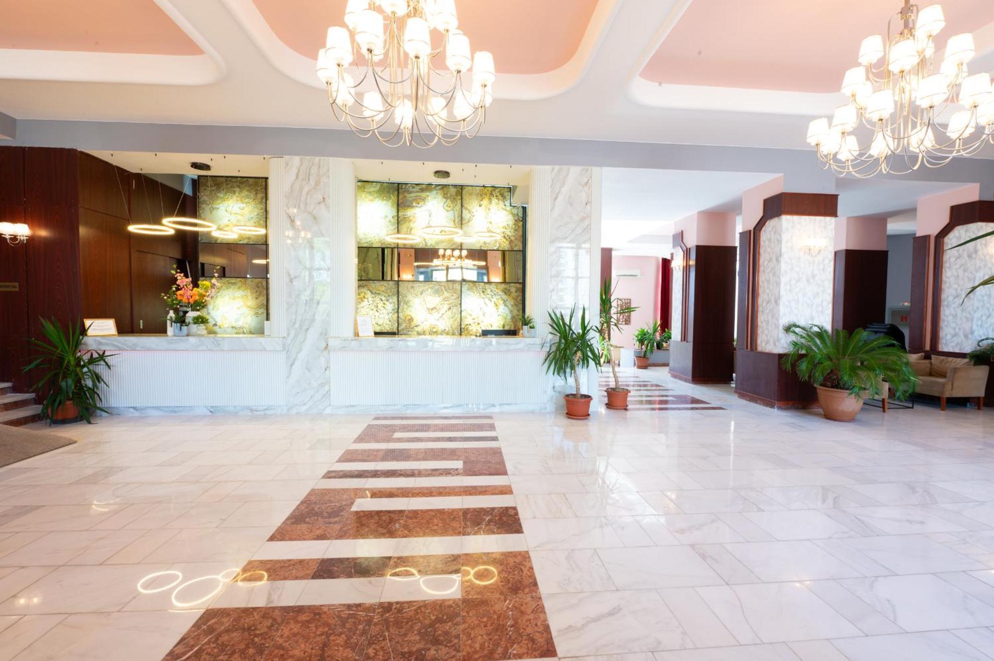 Hotel Ambasador Mamaia Exterior foto